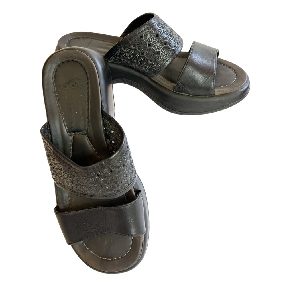 Dansko 2 Strap Slip On Sandals EU37 US 6.5-7 Black Embossed Leather Summer Comfy